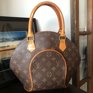 Louis Vuitton Ellipse PM